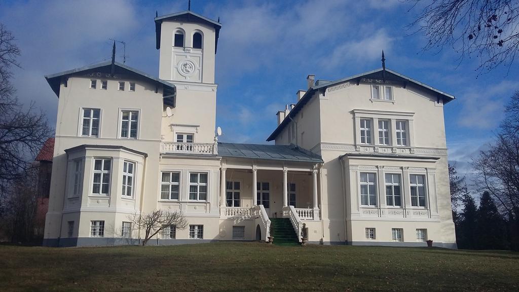 Agroturystyka "Palac W Janowie" المظهر الخارجي الصورة